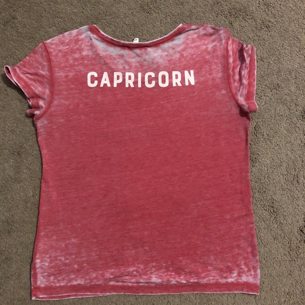 Express Capricorn ♑️ tee - Picture 3 of 3